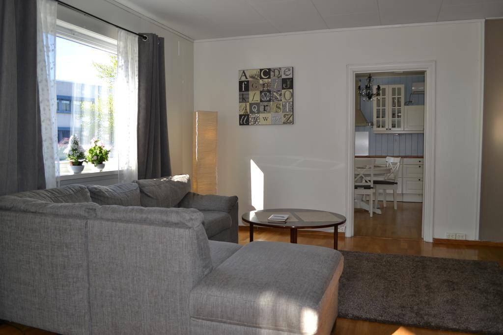 Skarmyra Apartment 莫斯 客房 照片